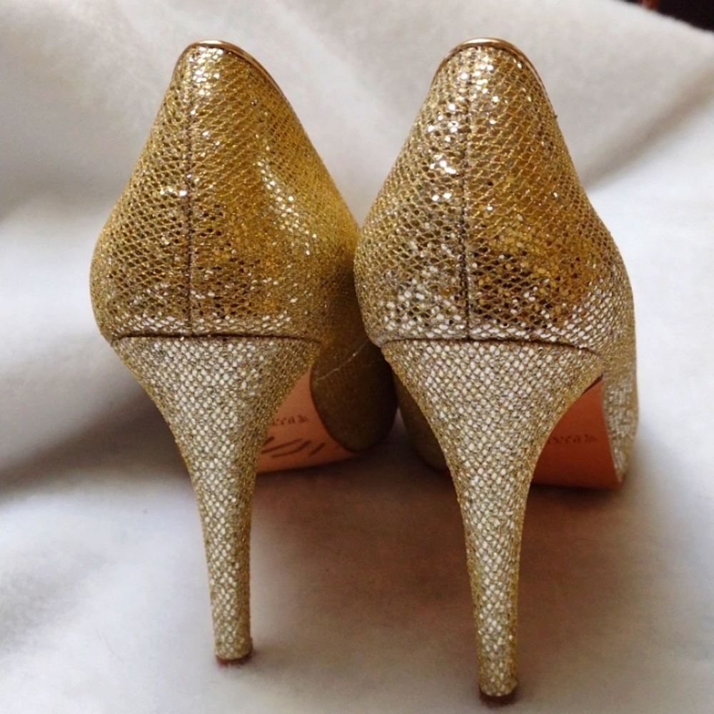 Shoes - Picture 4 of 7